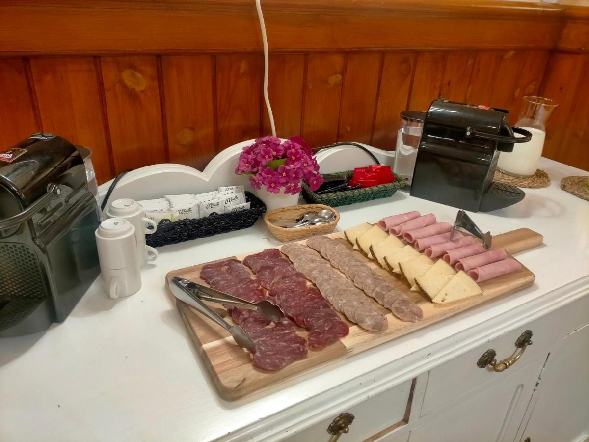 Hotel Lamoga Llavorsí 外观 照片