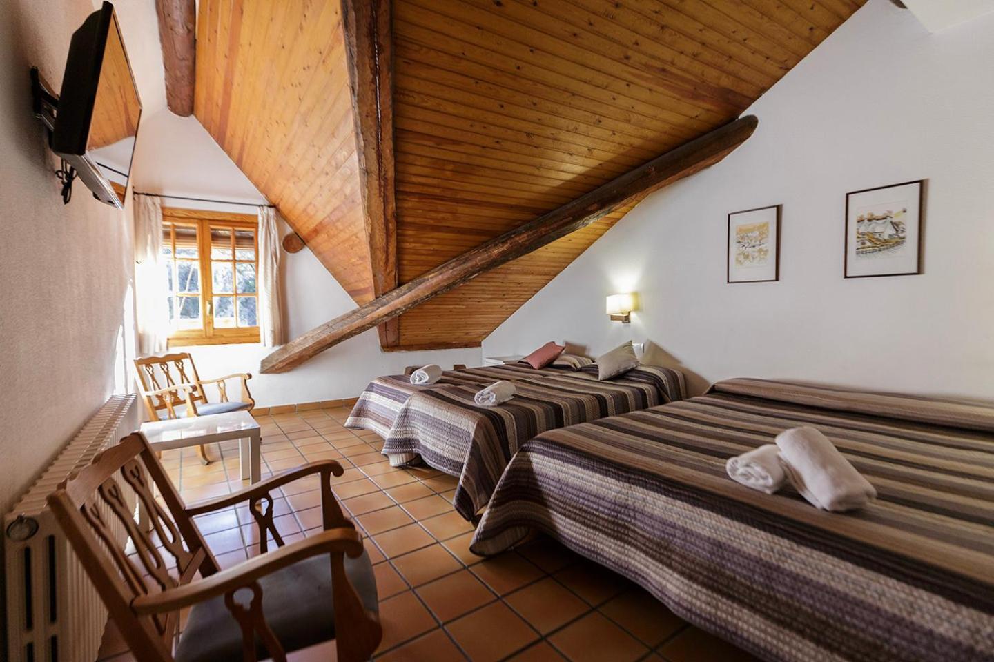 Hotel Lamoga Llavorsí 外观 照片